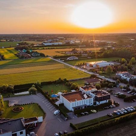 Hotel Eden Жгув Экстерьер фото